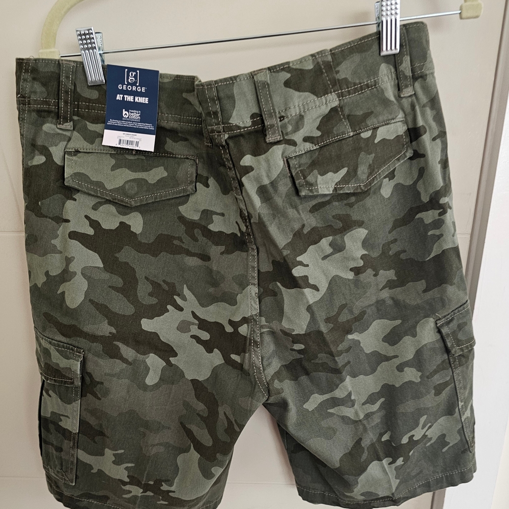George Green Camouflage Cargo Shorts - Picture 5 of 5